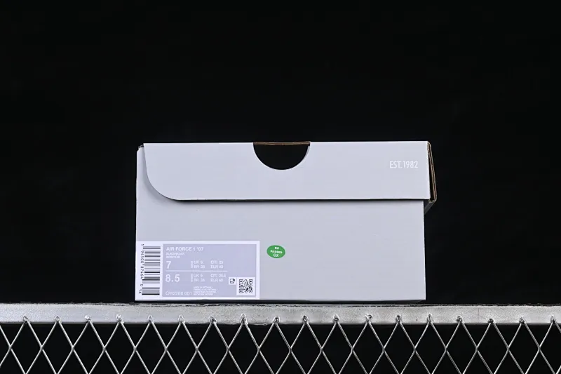All categories Nk Air Force 1 Air Force series Nk Air Force 1 Low Air Force low-top GX foreign trade version Nike Air Force 1'07 Low Air Force 1 low-top casual sneakers CW2288-001